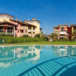  Apartment Corina
