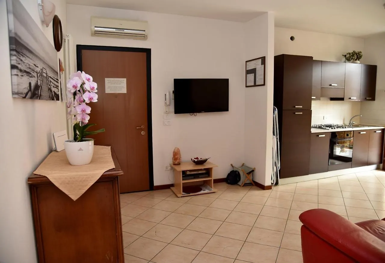Sarno Apartments Via Tintoretto Sirmione